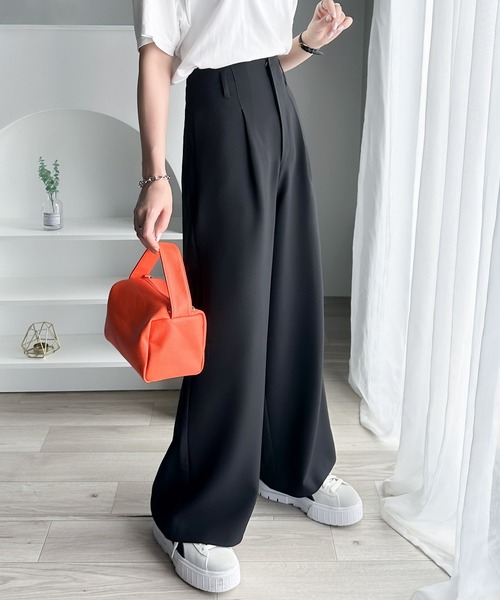 classicalelf（クラシカルエルフ）の「さらっと美脚見せ。メランジ タックワイドパンツ（スラックス・レディース・ブラック/グレー/ベージュ・LARGE/MEDIUM/SMALL/X-LARGE）」の11枚目の写真