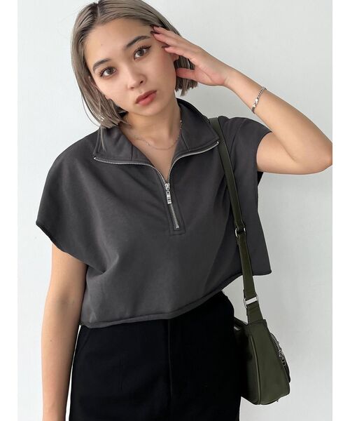 EMODA（エモダ）の「カバーハーフジップトップ（Tシャツ/カットソー・レディース・ブルー/ホワイト/ブラック/グレー・FREE）」の9枚目の写真