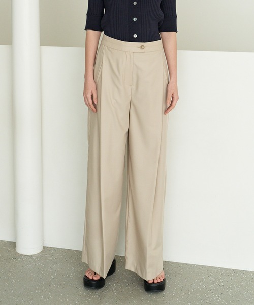 MOHAN(モハン)の「【MOHAN 】TOR ダイアグリー タック トラウザー / TOR DIAGONAL TUCK TROUSER(スラックス・レディース・ライトグレー/ライトベージュ・SMALL/MEDIUM)」の9枚目の写真