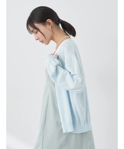 earth music&ecology（アースミュージックアンドエコロジー）の「ヴィンテージボタンカーディガン（カーディガン/ボレロ・レディース・ネイビー/イエロー/レッド/グリーン/サックスブルー/オフホワイト・FREE）」の16枚目の写真