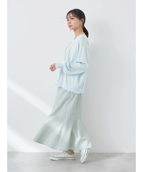 earth music&ecology（アースミュージックアンドエコロジー）の「ヴィンテージボタンカーディガン（カーディガン/ボレロ・レディース・ネイビー/イエロー/レッド/グリーン/サックスブルー/オフホワイト・FREE）」の19枚目の写真