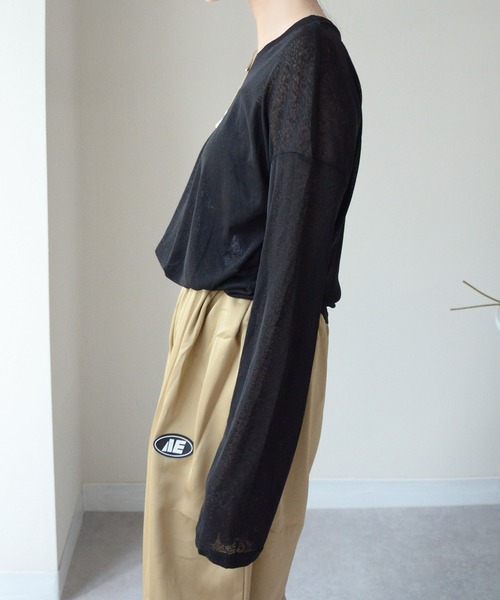 ibeul_(イベール)の「ソフトシアーロンT(Tシャツ/カットソー・レディース・イエロー/ブラック/ホワイト/ラベンダー/オレンジ・FREE)」の14枚目の写真