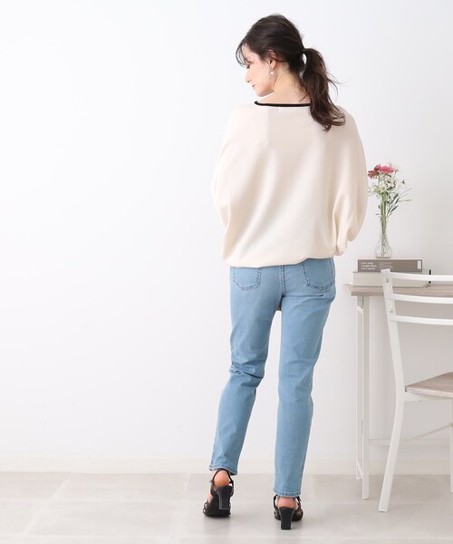 couture brooch(クチュールブローチ)の「◆【ゆるっとドルマンニットで抜け感、上品レディ。】袖リボンドルマンニット(ニット/セーター・レディース・アイボリー/サックスブルー/ブラック/ピンク系・38/42)」の18枚目の写真