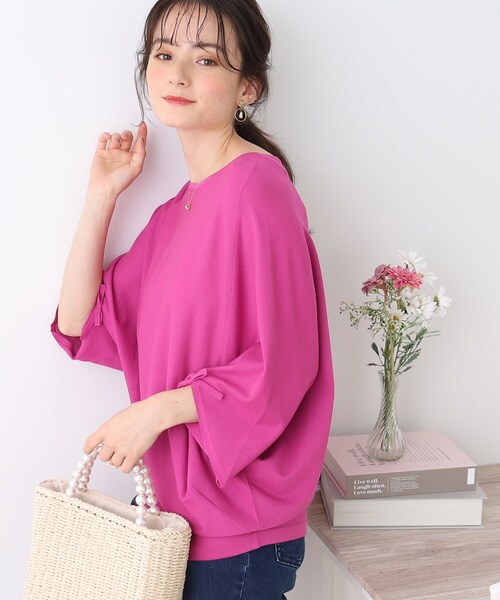 couture brooch(クチュールブローチ)の「◆【ゆるっとドルマンニットで抜け感、上品レディ。】袖リボンドルマンニット(ニット/セーター・レディース・アイボリー/サックスブルー/ブラック/ピンク系・38/42)」の5枚目の写真
