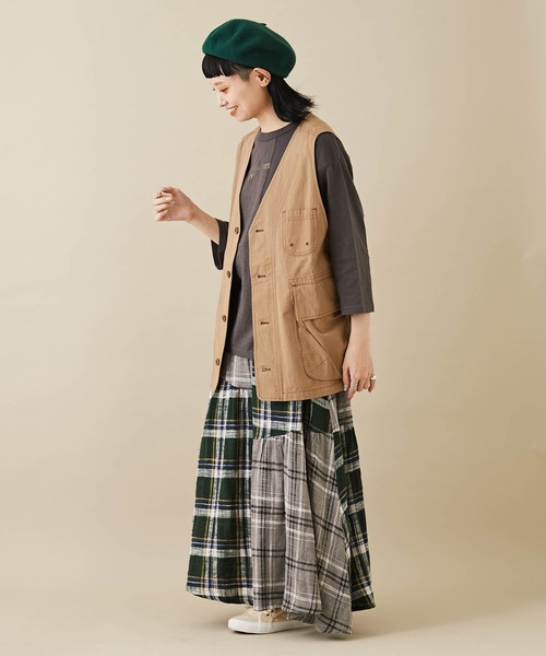 CUBE SUGAR（キューブシュガー）の「無地綿ダンプVネックベスト（ベスト・レディース・ベージュ/ネイビー/オレンジ・M）」の10枚目の写真