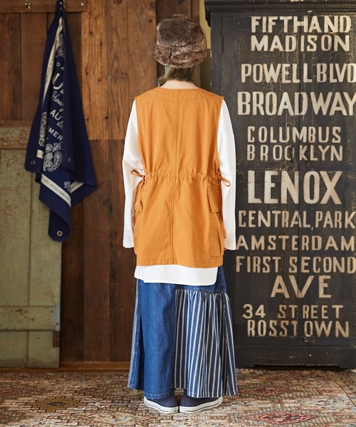 CUBE SUGAR（キューブシュガー）の「無地綿ダンプVネックベスト（ベスト・レディース・ベージュ/ネイビー/オレンジ・M）」の14枚目の写真