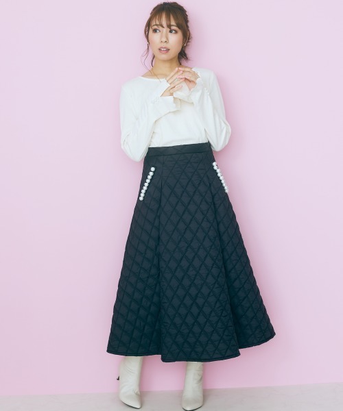 marun（マルン）の「＜大きいサイズ＞ パール調ボタン付き袖口スリットカットソー marun（Tシャツ/カットソー・レディース・チャコール/アイボリー・4L/L/LL/5L/3L）」の11枚目の写真