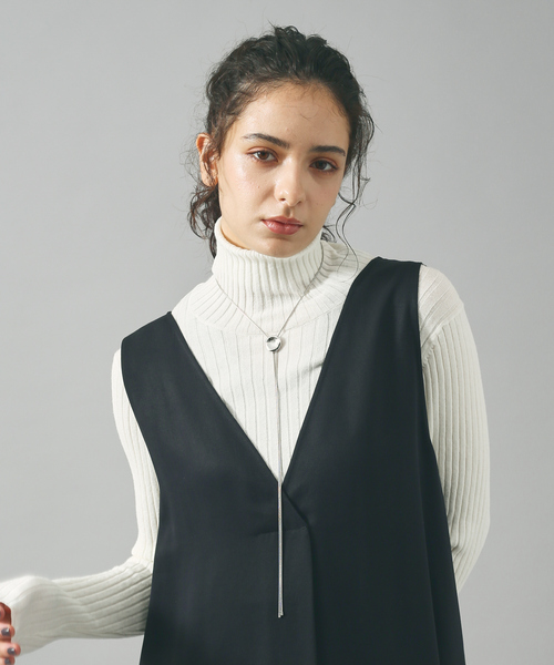 MYSELF ABAHOUSE（マイセルフアバハウス）の「【Leonor】ユニセックス メタルプレート カラーストーン ループタイ（ネックレス・メンズ・ホワイト/ブラック/シルバー/ブルー系その他・フリー）」の17枚目の写真