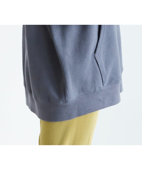 reca（レカ）の「オーバーサイズロゴプリントパーカー（パーカー・レディース・チャコール/グレー/キナリ/ネイビー・FREE）」の13枚目の写真