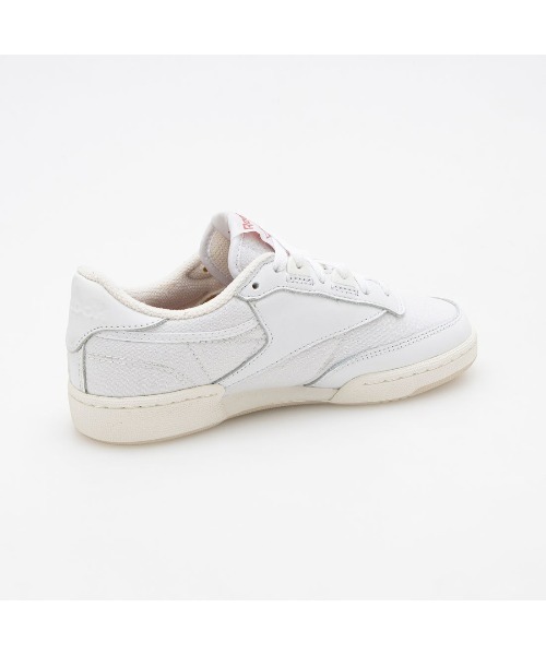 Reebok（リーボック）の「クラブシー 85 ヴィンテージ / CLUB C 85 VINTAGE（スニーカー・メンズ・オフホワイト/ホワイト・26.0cm/24.0cm/23.0cm/25.0cm/24.5cm/23.5cm/28.5cm/22.5cm/29.0cm/27.0cm/27.5cm/25.5cm/28.0cm/26.5cm）」の8枚目の写真