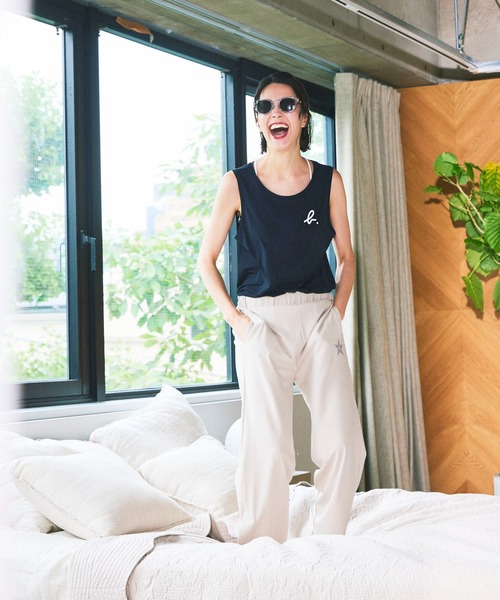 agnes b.（アニエスベー）の「＜好評につき追加決定！＞【agnes b.×NERGY】吸水速乾＆UV ロゴタンクトップ（タンクトップ・レディース・ホワイト/ブラック/レッド・FREE）」の14枚目の写真