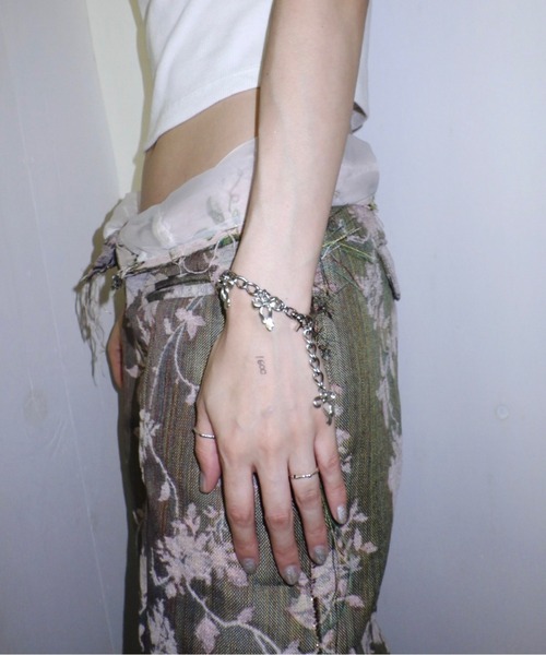 musubore（ムスボレ）の「ribbon charm bracelet / リボンチャームブレスレット（ブレスレット・レディース・シルバー・FREE）」の6枚目の写真