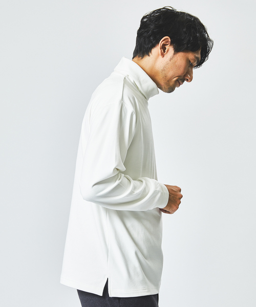 ABAHOUSE GRAY（アバハウスグレイ）の「【パウダーストレッチ】スムース タートルネック（Tシャツ/カットソー・メンズ・グレイッシュベージュ/オレンジ系その他/ライトグレー/ホワイト/ブラック・48/46）」の2枚目の写真