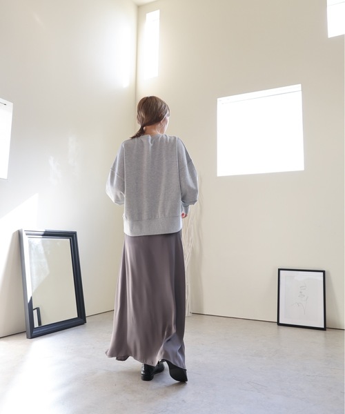 ULEULA(ウルア)の「裏毛スウェットトレーナー(スウェット・レディース・グレー/ブラック/アイボリー・FREE)」の10枚目の写真