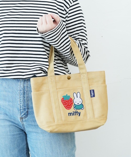 Miffy( ミッフィー)の「【miffy/ミッフィー】 500mlペットボトル収納可 ミニトートバッグ(トートバッグ・レディース・ホワイト/ブラック/ブルー/ベージュ/その他1/その他2・FREE)」の8枚目の写真