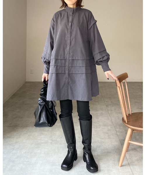 She's Closet(シーズクローゼット)の「スタンドカラーボリュームスリーブ長袖ひざ丈フレアチュニックミニシャツワンピース(シャツワンピース・レディース・チャコールグレー/ブラック/ライトベージュ・FREE)」の8枚目の写真