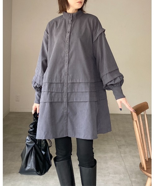 She's Closet(シーズクローゼット)の「スタンドカラーボリュームスリーブ長袖ひざ丈フレアチュニックミニシャツワンピース(シャツワンピース・レディース・チャコールグレー/ブラック/ライトベージュ・FREE)」の9枚目の写真