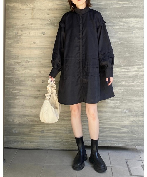 She's Closet(シーズクローゼット)の「スタンドカラーボリュームスリーブ長袖ひざ丈フレアチュニックミニシャツワンピース(シャツワンピース・レディース・チャコールグレー/ブラック/ライトベージュ・FREE)」の12枚目の写真