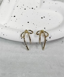HIKA（ヒカ）の「【HIKA】リボンピアス（ピアス（両耳用）・メンズ）」