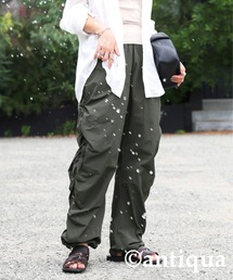 antiqua（アンティカ）の「UVカット撥水加工　ギャザーカーゴパンツ（カーゴパンツ）」