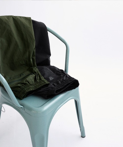 antiqua(アンティカ)の「UVカット撥水加工 ギャザーカーゴパンツ(カーゴパンツ・レディース・カーキ/ブラック・FREE)」の10枚目の写真