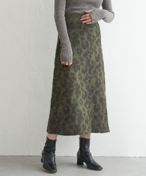 VENCEEXCHANGE（ヴァンスエクスチェンジ）の「シャギーヒョウ柄台形スカート（スカート・レディース・チャコールグレー/ホワイト/グリーン系・FREE）」の3枚目の写真
