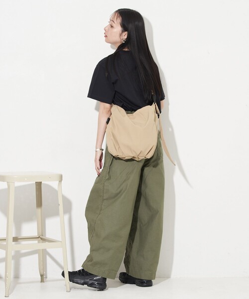 FREAK'S STORE（フリークスストア）の「ワンショルダーバッグ（ショルダーバッグ・レディース・ベージュ/ナチュラル/ブラック/オリーブ・ONE SIZE）」の6枚目の写真