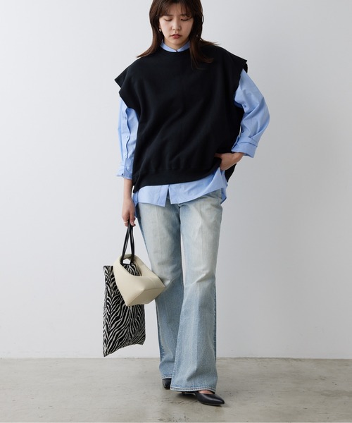 GALLARDAGALANTE（ガリャルダガランテ）の「【PEAS】リメイクフレアデニム（デニムパンツ・レディース・ブルー・1/0）」の20枚目の写真