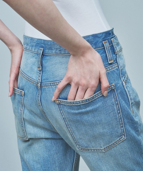 GALLARDAGALANTE（ガリャルダガランテ）の「【PEAS】リメイクフレアデニム（デニムパンツ・レディース・ブルー・1/0）」の8枚目の写真