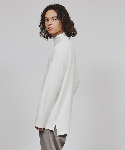 tk.TAKEO KIKUCHI（ティーケータケオキクチ）の「◆モックネック長袖カットソー（Tシャツ/カットソー・メンズ・ブラック/ホワイト・01/02/03）」の16枚目の写真