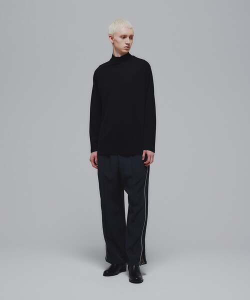 tk.TAKEO KIKUCHI（ティーケータケオキクチ）の「◆モックネック長袖カットソー（Tシャツ/カットソー・メンズ・ブラック/ホワイト・01/02/03）」の20枚目の写真