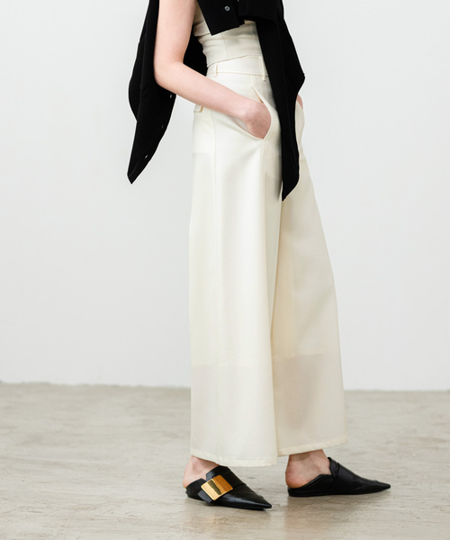 Noble(ノーブル)の「【ELENI】デニムライクバギーパンツ(デニムパンツ・レディース・ブラック/ホワイト・36/38)」の1枚目の写真