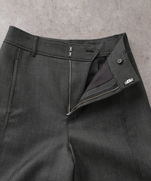 Noble(ノーブル)の「【ELENI】デニムライクバギーパンツ(デニムパンツ・レディース・ブラック/ホワイト・36/38)」の15枚目の写真