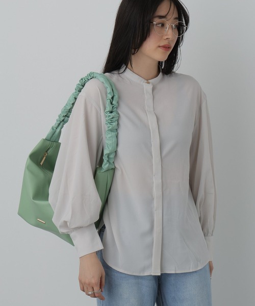 saloon（サルーン）の「SALOON(サルーン)/《オフィス/セレモニー》ジョーゼットブラウス【手洗い可】長袖（シャツ/ブラウス・レディース・オフホワイト/ネイビー/ライトグレー・FREE）」の8枚目の写真