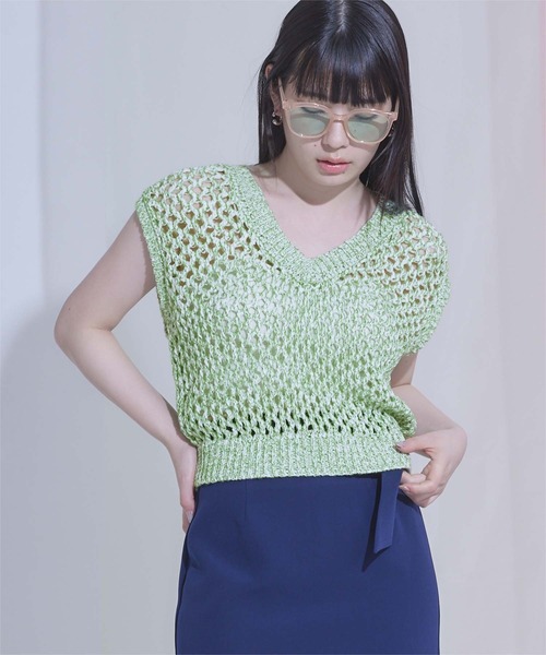 miette（ミエット）の「キラキラメッシュ編みベスト（ベスト・レディース・ピンク/グリーン/ブルー・FREE）」の2枚目の写真