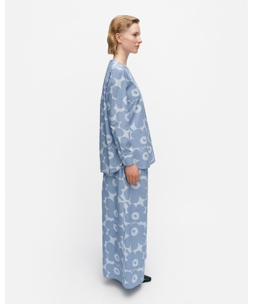 marimekko（マリメッコ）の「Unikko / Kehu cotton poplin blouse