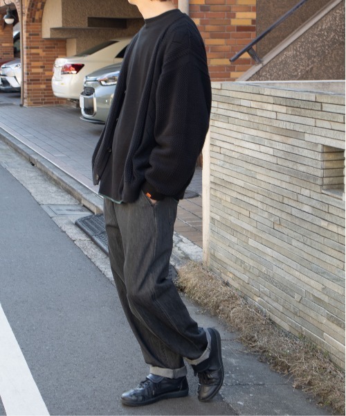 UNIVERSAL OVERALL(ユニバーサルオーバーオール)の「イージーパンツ / デニムパンツ / UNWIND PANTS(デニムパンツ・メンズ・ブラック/インディゴブルー・F)」の9枚目の写真