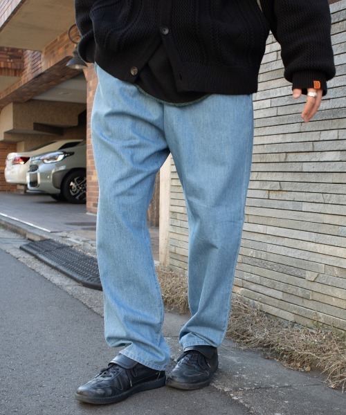 UNIVERSAL OVERALL(ユニバーサルオーバーオール)の「イージーパンツ / デニムパンツ / UNWIND PANTS(デニムパンツ・メンズ・ブラック/インディゴブルー・F)」の12枚目の写真