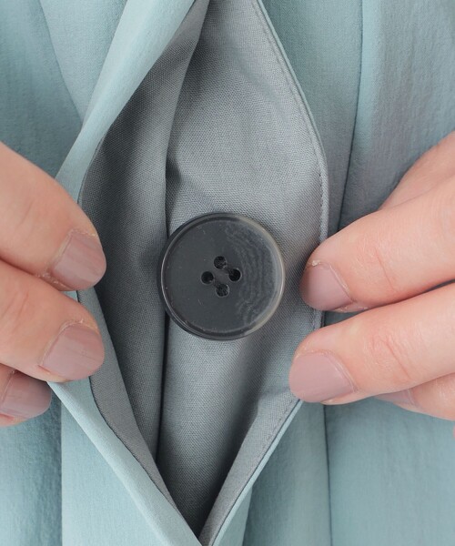 CAST:（キャストコロン）の「【オンでもオフでも活躍】ミドルライトアウター（ノーカラーコート・レディース・ブラック/ブルー系その他4/ベージュ・M）」の10枚目の写真