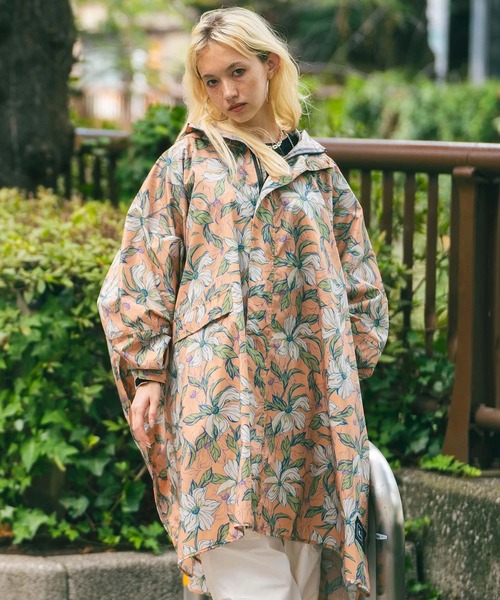 KiU（キウ）の「KiU/キウ NEW STANDARD RAIN PONCHO（レイン