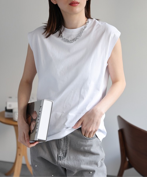 sakishimatokyo（サキシマトーキョー）の「ワイドノースリーブＴシャツ（Tシャツ/カットソー・レディース・チャコールグレー/グレイッシュベージュ/ブラック/ネイビー/ブラウン/ホワイト/ブルー系その他・FREE）」の21枚目の写真