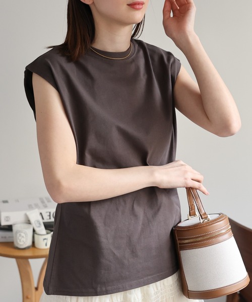 sakishimatokyo(サキシマトーキョー)の「【USAコットン】ワイドノースリーブTシャツ(Tシャツ/カットソー・レディース・チャコールグレー/グレイッシュベージュ/ブラック/ネイビー/ブラウン/ホワイト/ブルー系その他・FREE)」の14枚目の写真
