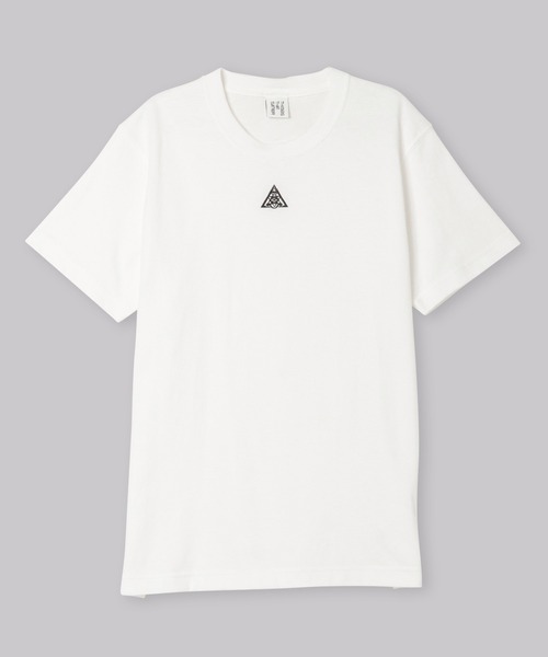 THINGS THAT MATTER(シングス ザット マター)の「ONENESS LOGO HEAVY WEIGHT T-SHIRT / ワンネスロゴヘビーウェイトTシャツ(Tシャツ/カットソー・レディース・ブラック/ホワイト・1/2)」の1枚目の写真