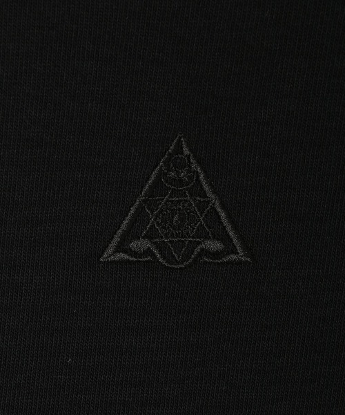 THINGS THAT MATTER(シングス ザット マター)の「ONENESS LOGO HEAVY WEIGHT T-SHIRT / ワンネスロゴヘビーウェイトTシャツ(Tシャツ/カットソー・レディース・ブラック/ホワイト・1/2)」の14枚目の写真