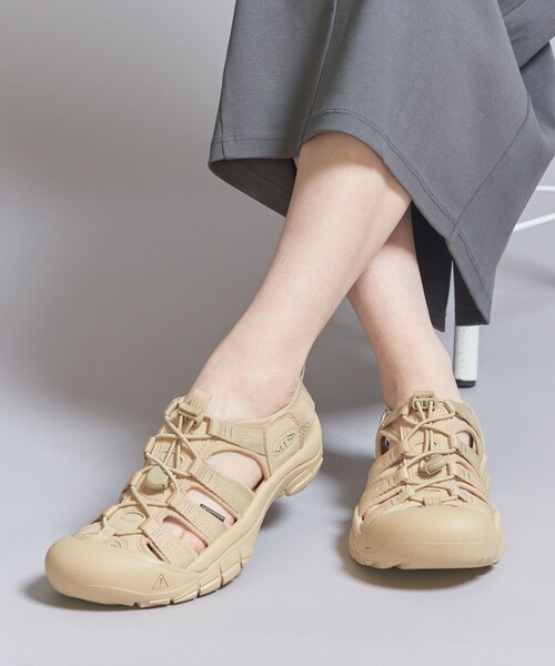 KEEN(キーン)の「<KEEN>WOMENS NEWPORT H2 サンダル(サンダル・レディース・ブラック/ベージュ・7h/8/6h/7/6)」の5枚目の写真