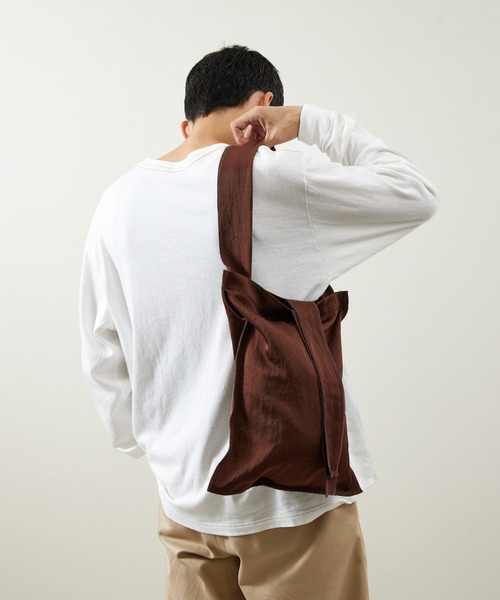 And A（アンドエー）の「ITTI イッチ / MARY INSIDE OUT TOTE - M / CERATO BRIGHT インサイドアウトナイロントートバッグ M /  ITTI-BAG-130-CB（トートバッグ・メンズ・ブラック/ブラウン/ダークグリーン/レッド・FREE）」の18枚目の写真