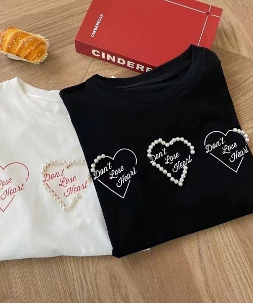 DIAVEL(ディアベル)の「パールハートロゴ韓国ガーリートップス(Tシャツ/カットソー・レディース・ブラック/ホワイト/グレー・M)」の10枚目の写真