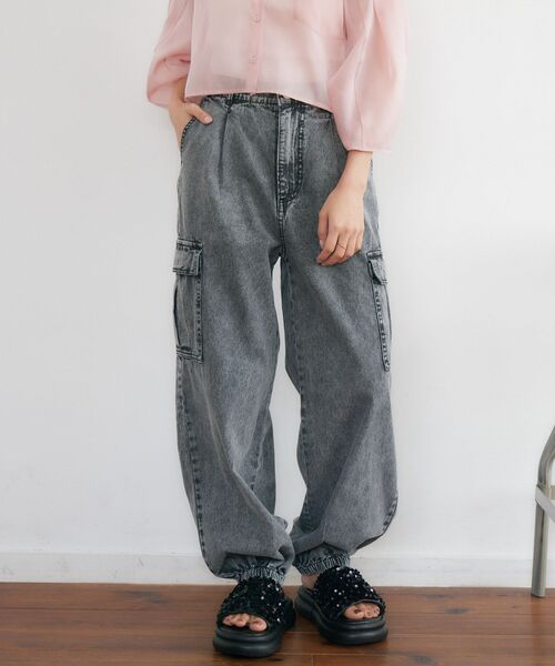 RETRO GIRL(レトロガール)の「デニムカーゴPT(その他パンツ・レディース・ブルー/ブラック・FREE)」の9枚目の写真
