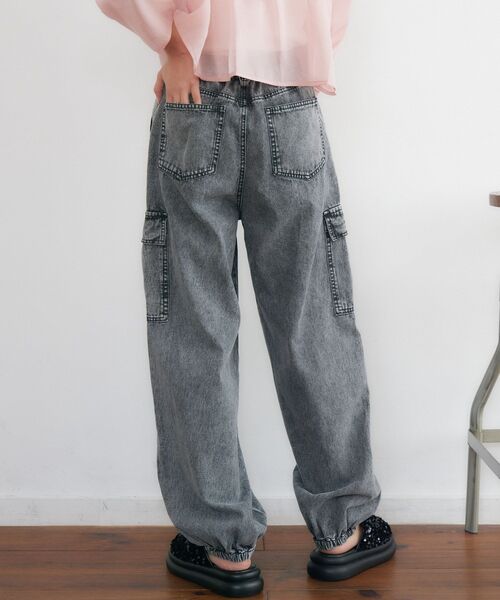 RETRO GIRL(レトロガール)の「デニムカーゴPT(その他パンツ・レディース・ブルー/ブラック・FREE)」の12枚目の写真
