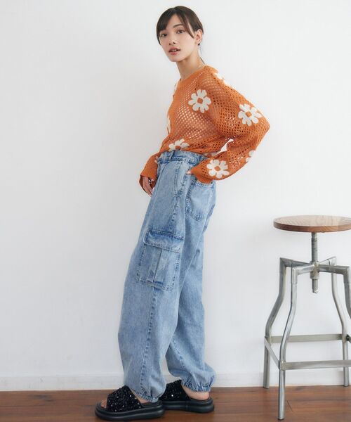 RETRO GIRL(レトロガール)の「デニムカーゴPT(その他パンツ・レディース・ブルー/ブラック・FREE)」の15枚目の写真